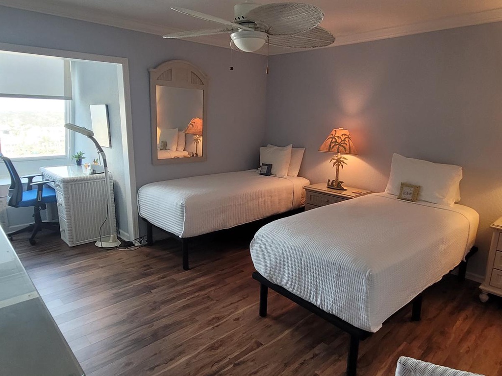Second bedroom