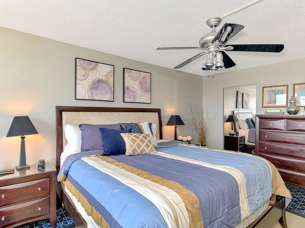 Primary Bedroom, King