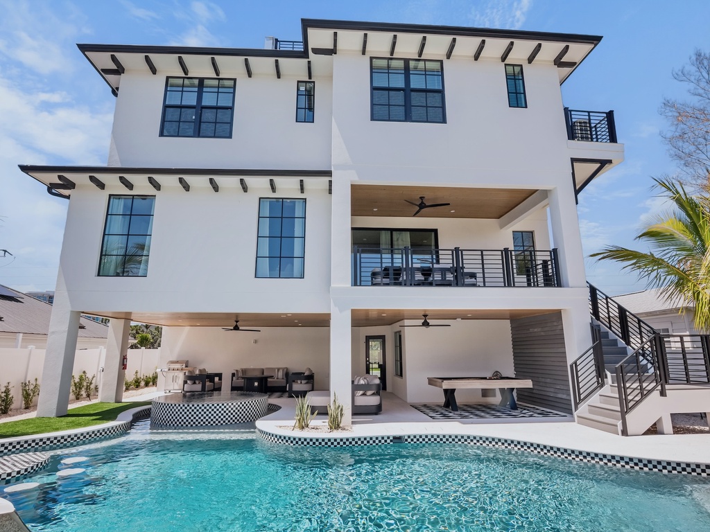 Outdoor Pool and Lounge