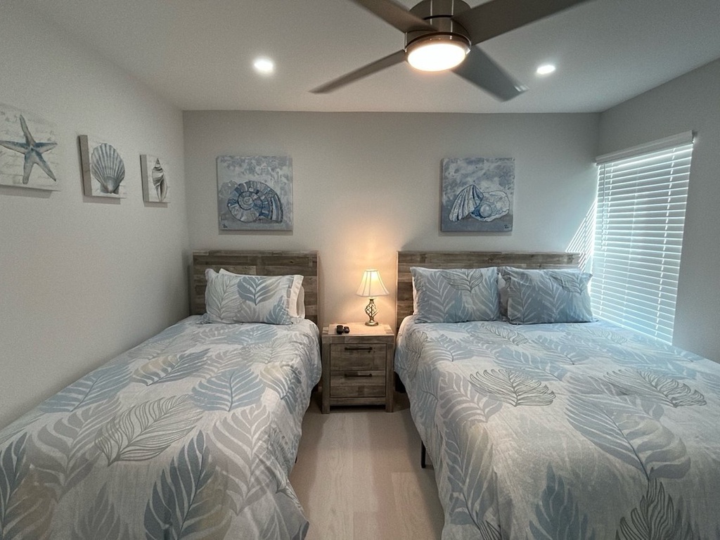 Primary Bedroom, 1 Queen bed and 1 Twin bed