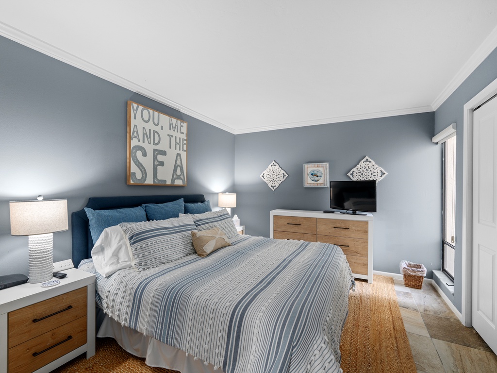 Midnight Cove II 611F