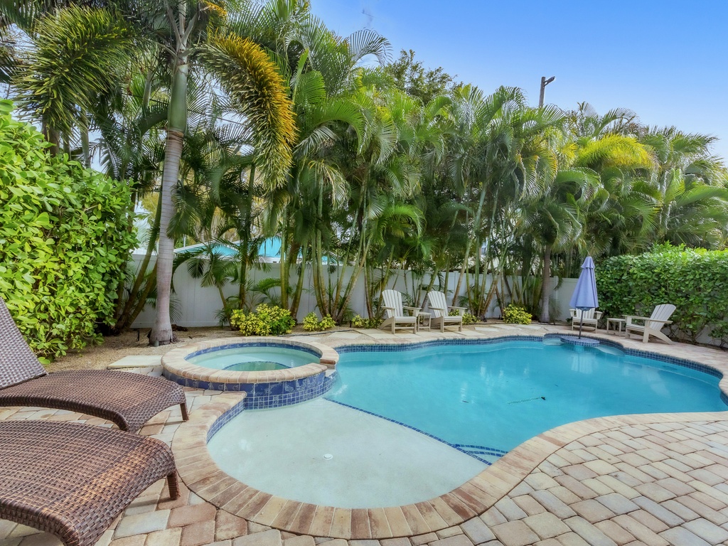 Private Pool and Spa