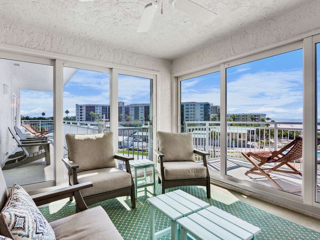 Jamaica Royale 404 by Tropical Sands Accommodations