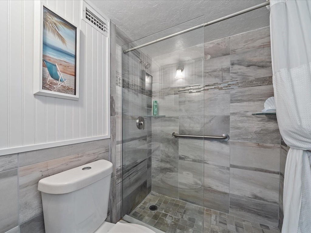 Harbor Towers Unit 603 by Tropical Sands Accommodations