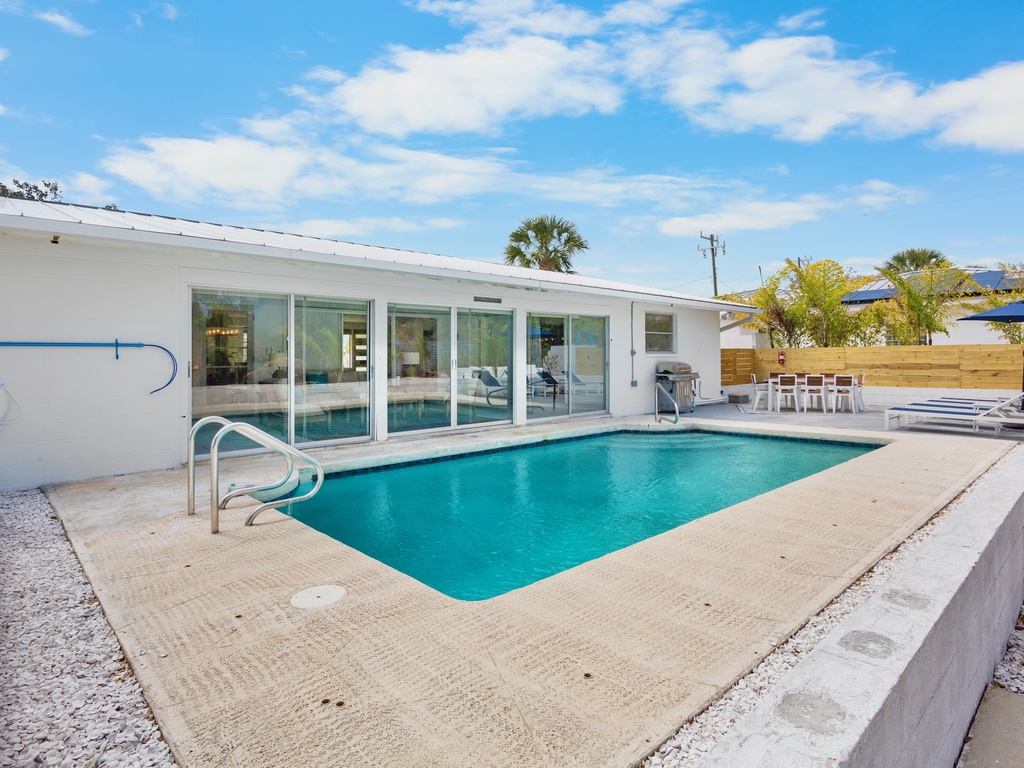 Private Pool