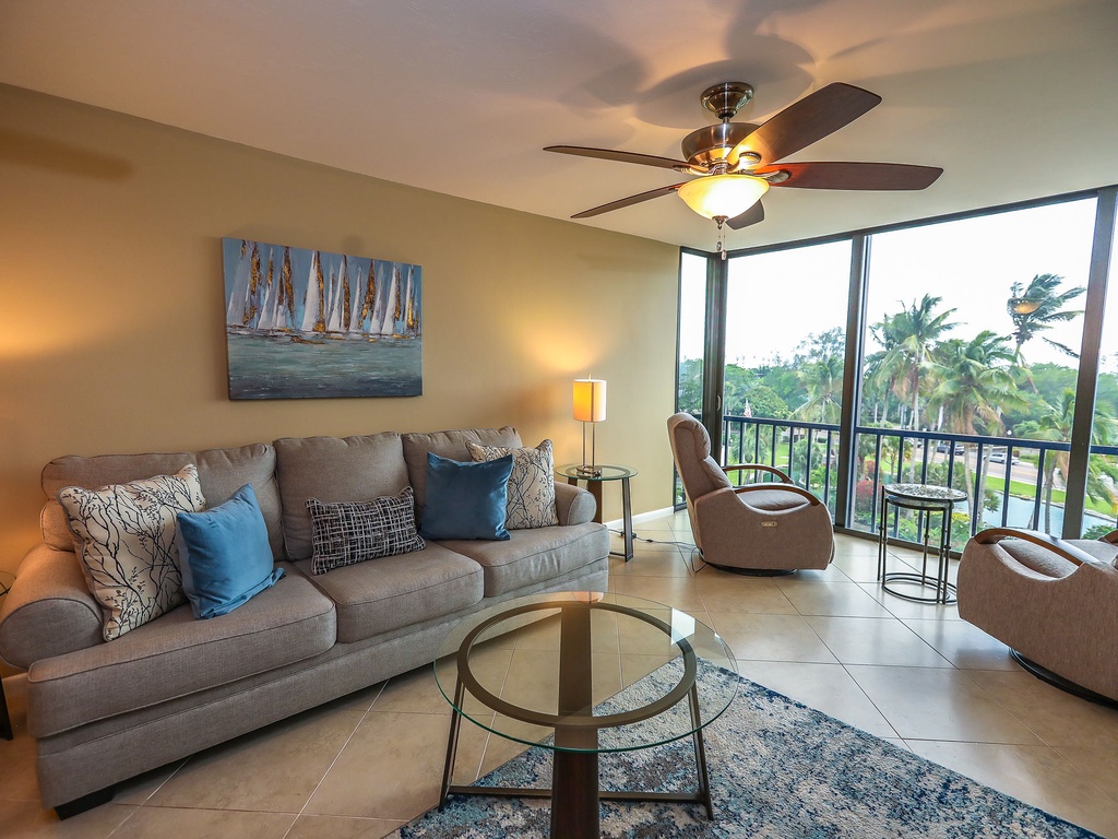 Harbor Towers 520