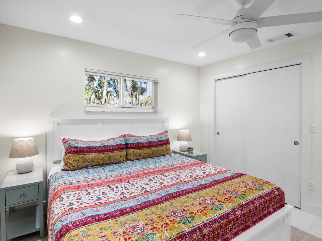 Second Bedroom, King
