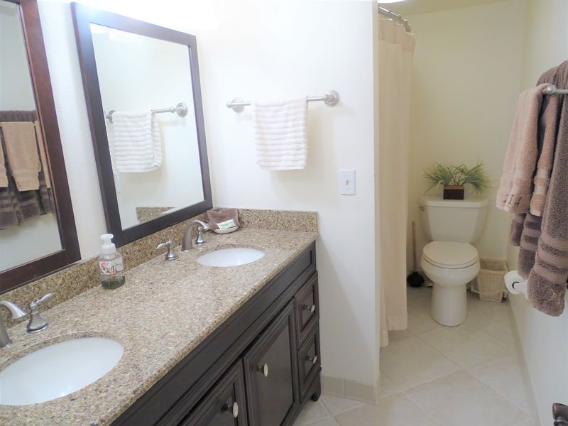 Primary Bedroom, Ensuite Bathroom