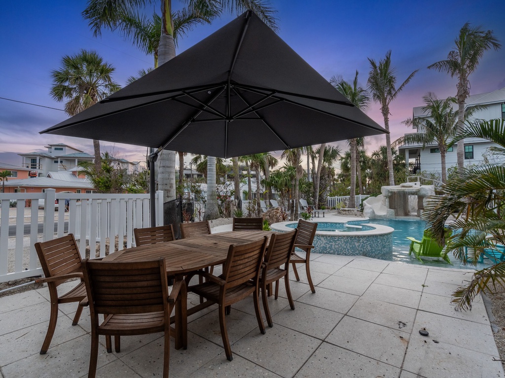 Poolside Dining Area