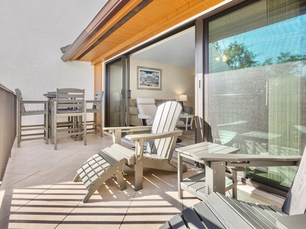 Midnight Cove II Unit 333 by Tropical Sands Accommodations