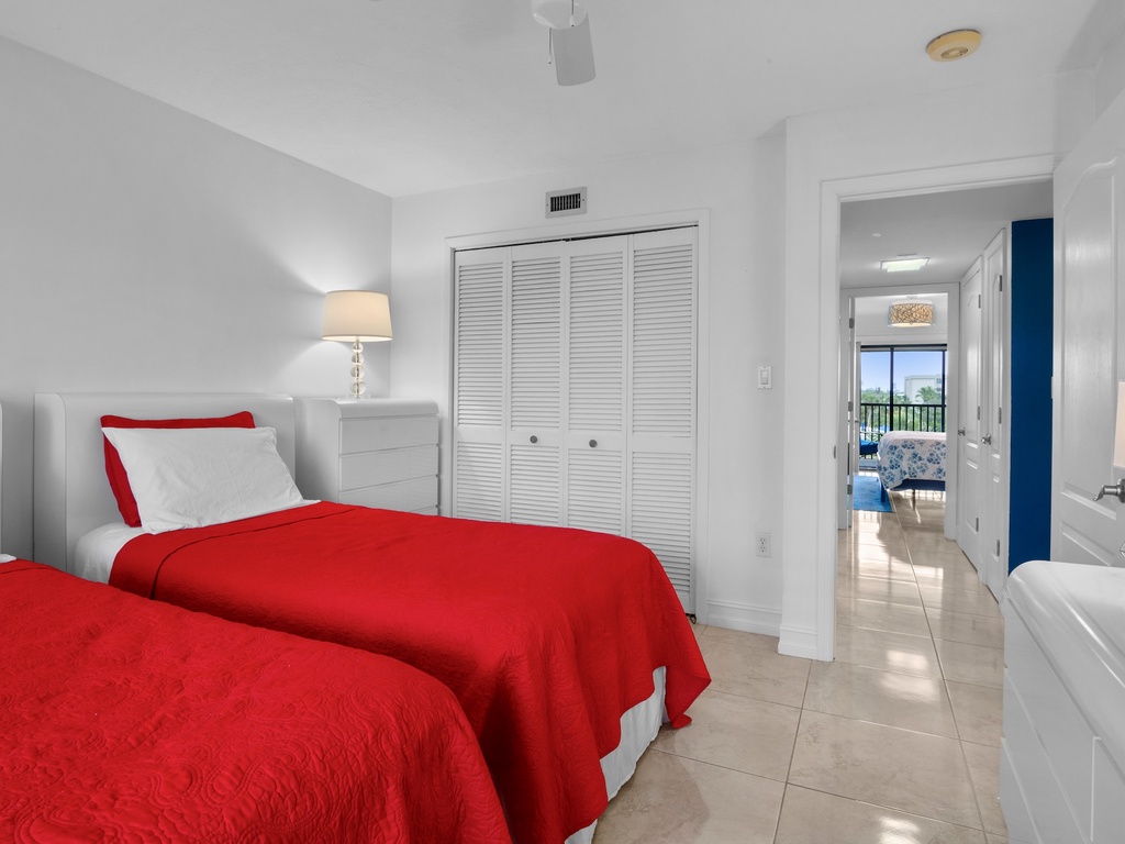 Midnight Cove II Unit 931C