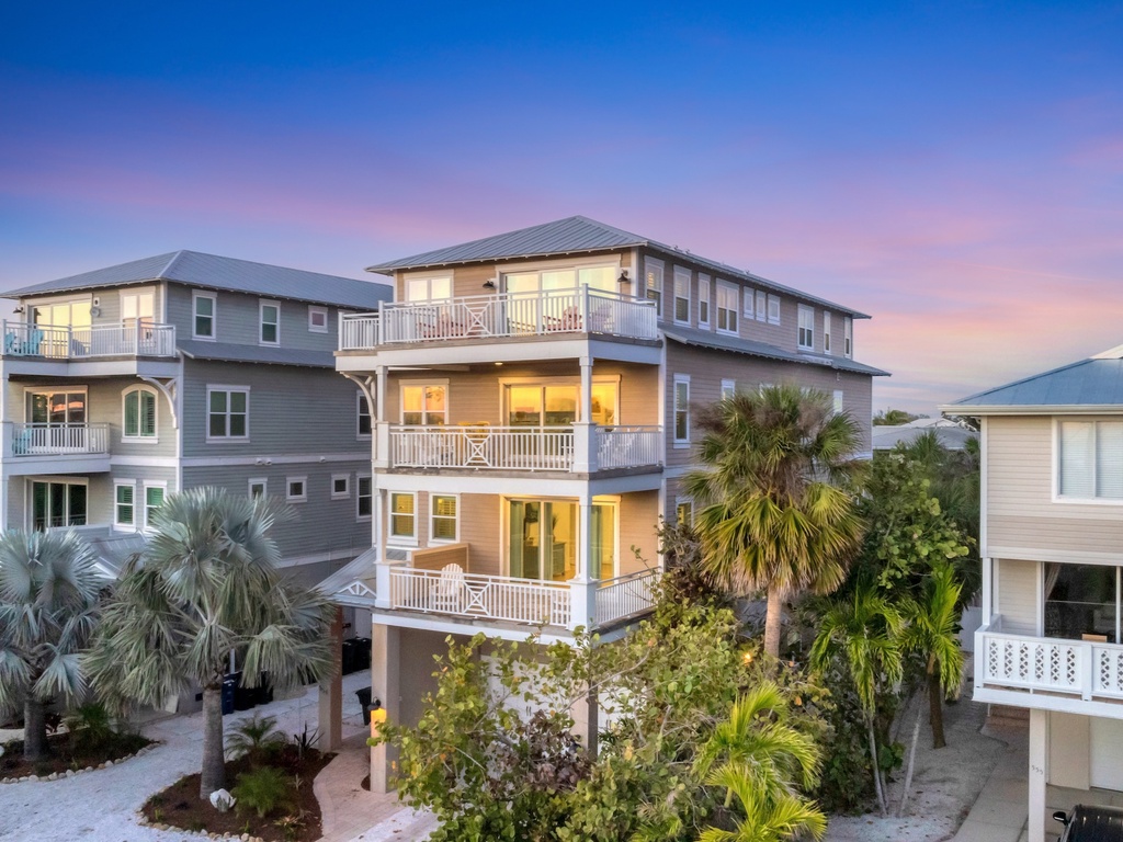 Sunset Gulf by Siesta Key Luxury Rental Properties