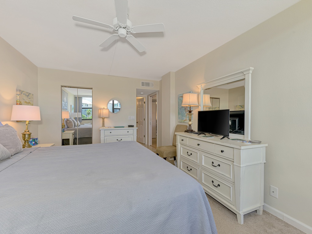 Primary Bedroom, King