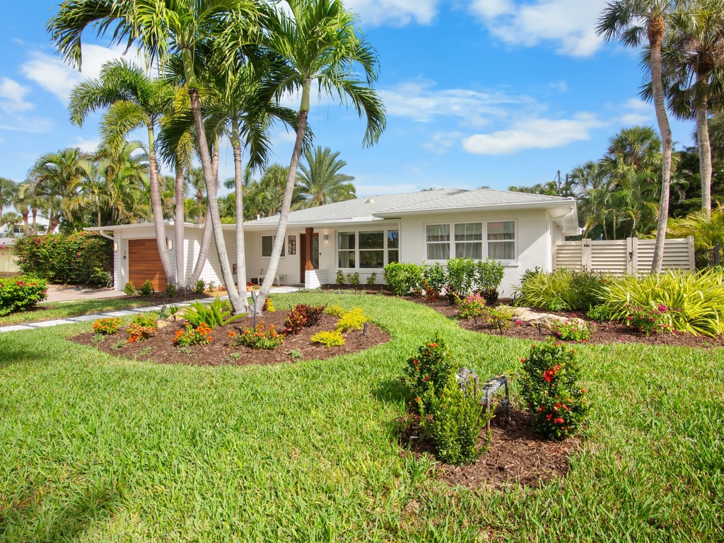 Exterior - The Palm by Lido Key Vacations