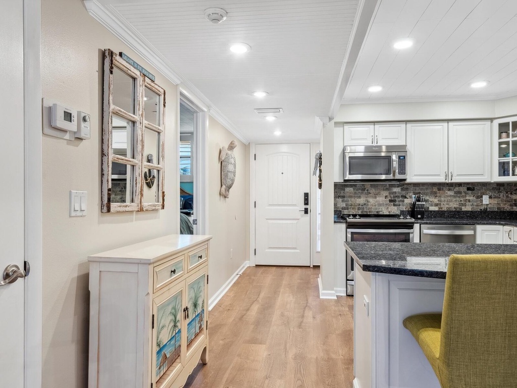 Tortuga Unit 205 - Tropical Sand Accommodations