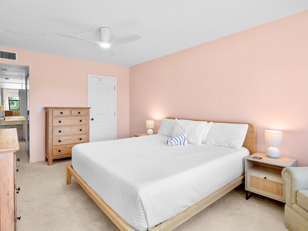 Harbor Towers Unit 303 by Tropical Sands Accommodations