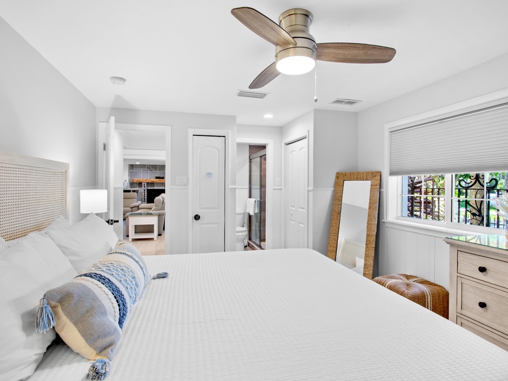Third Bedroom, King