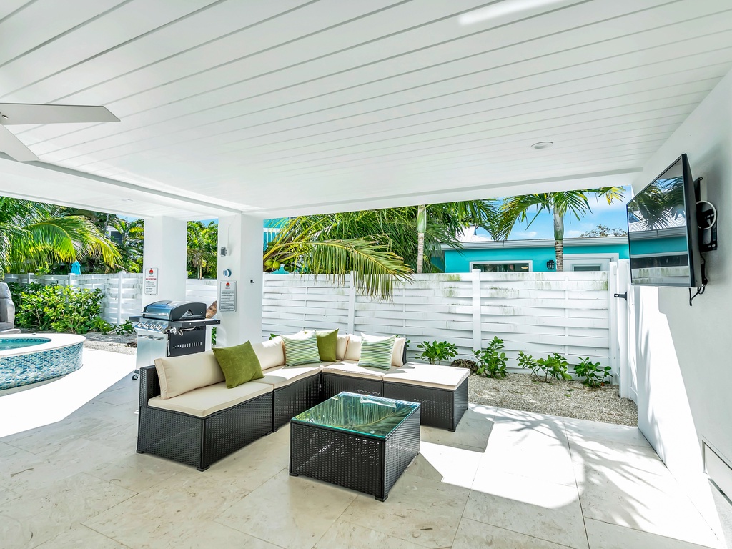 Outdoor Lounge Area