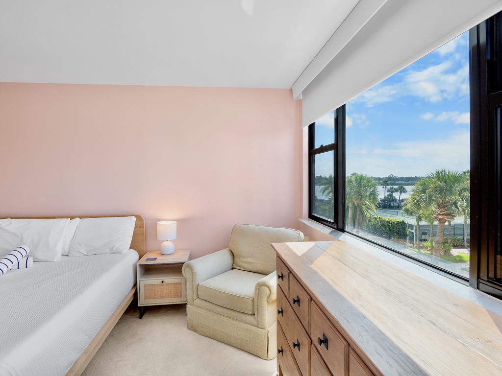 Harbor Towers Unit 303 by Tropical Sands Accommodations