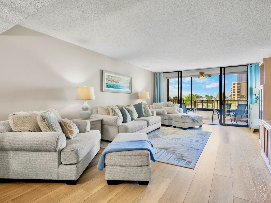 Gulf and Bay Club C209 by Tropical Sands Accommodations