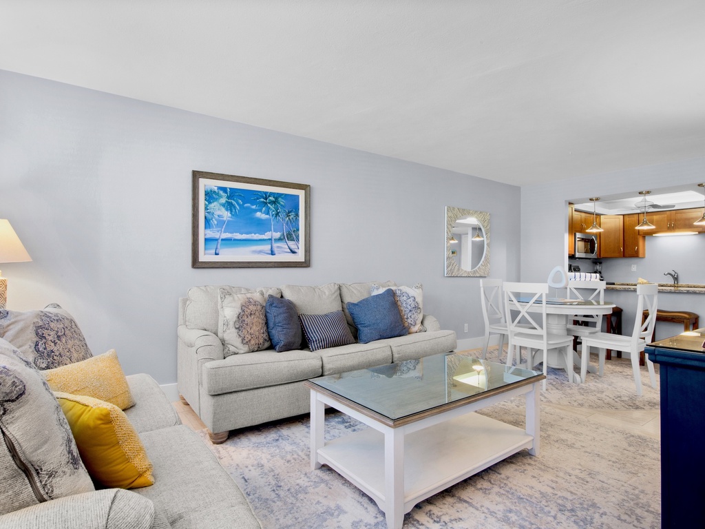 Harbor Towers Unit 212 by Tropical Sands Accommodations