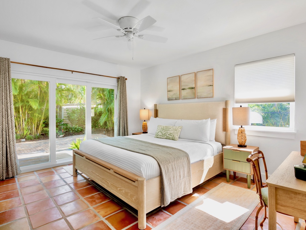 Primary Bedroom, King bed