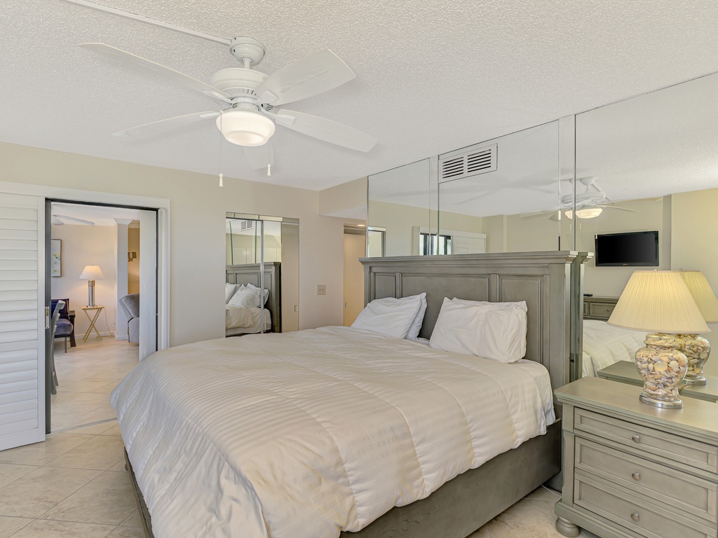 Primary Bedroom, King