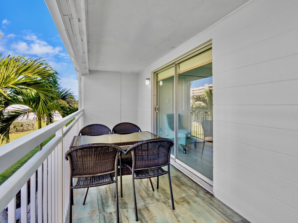 Jamaica Royale PH2 by Tropical Sands Accommodations
