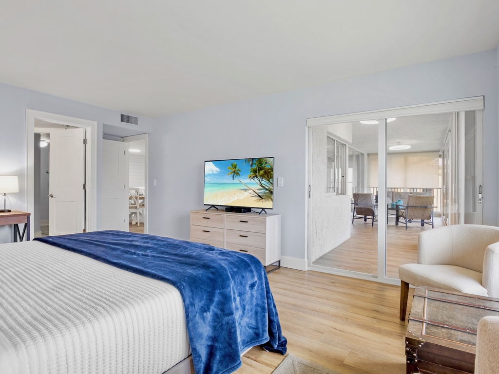 Primary Bedroom - King