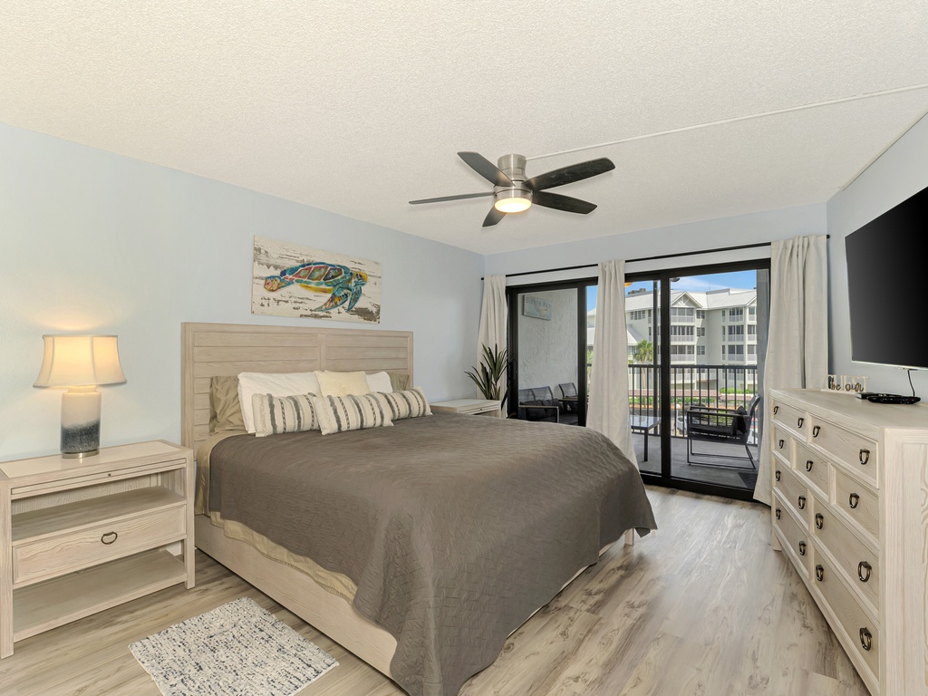 Primary Bedroom, King