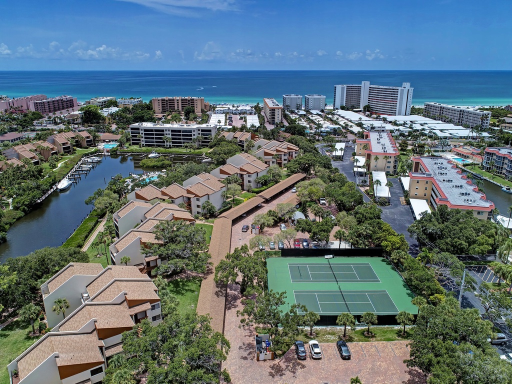 Tennis Courts