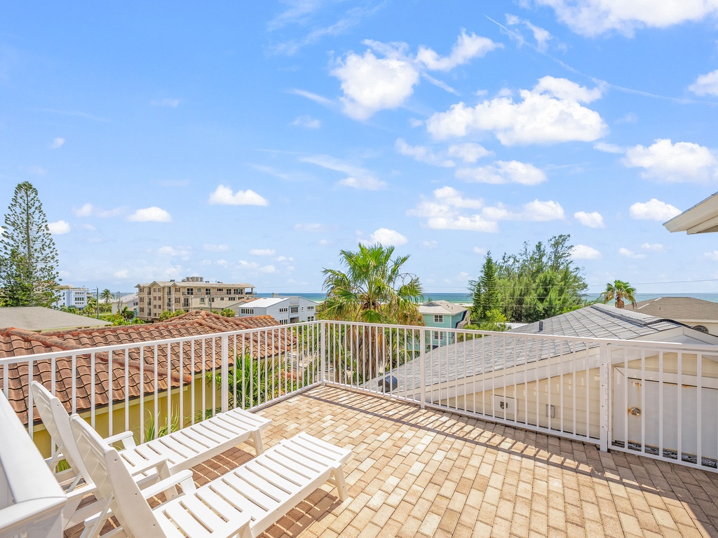 Lounge chairs on the rooftop terrace