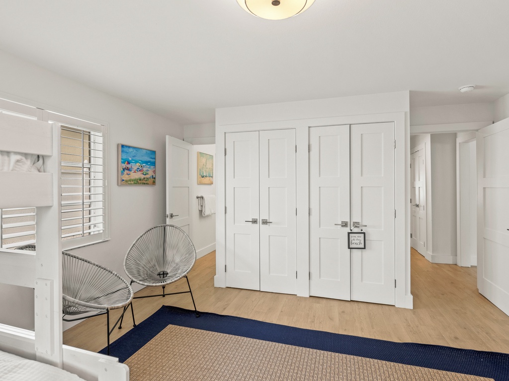Fourth Bedroom - Two Twin Bunks