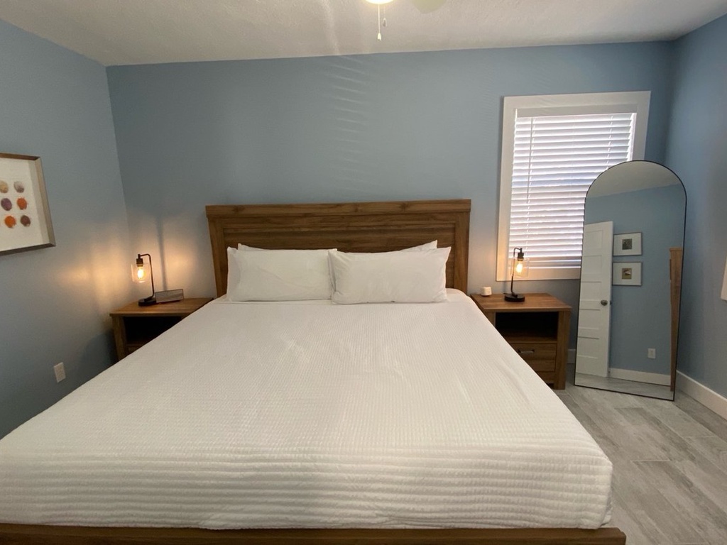 Primary Bedroom, King bed