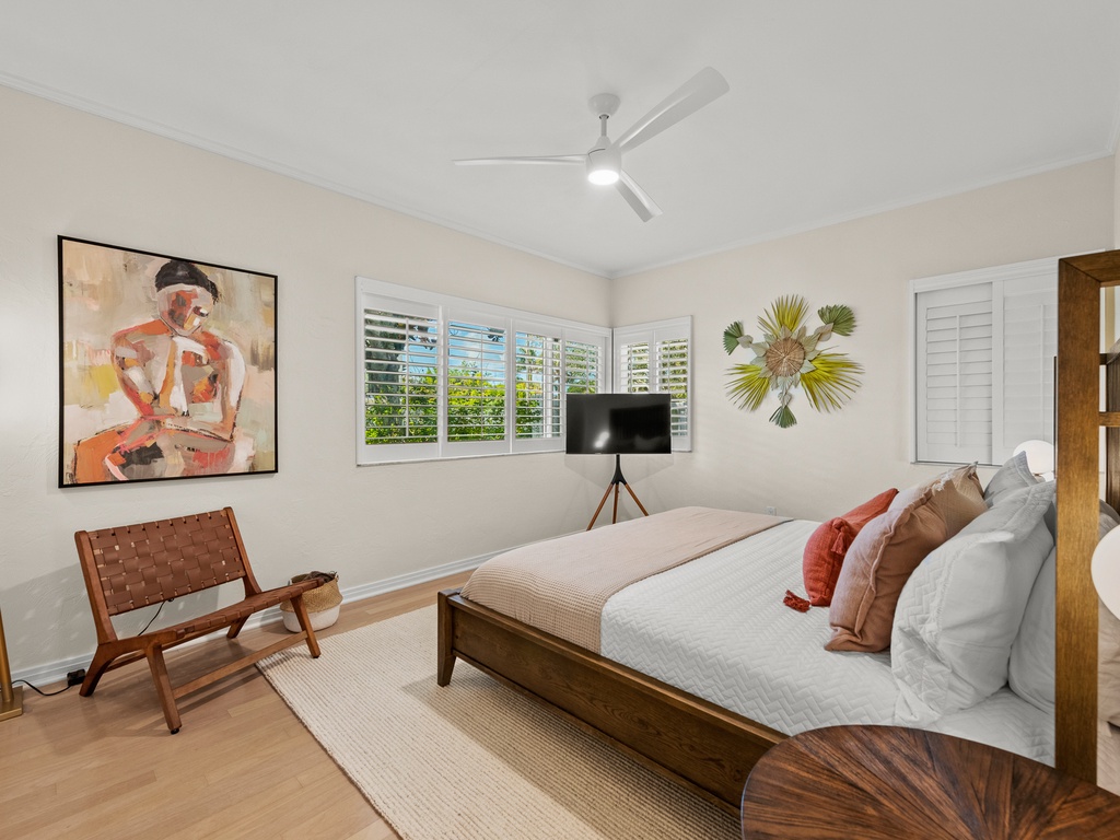 Second Bedroom - King