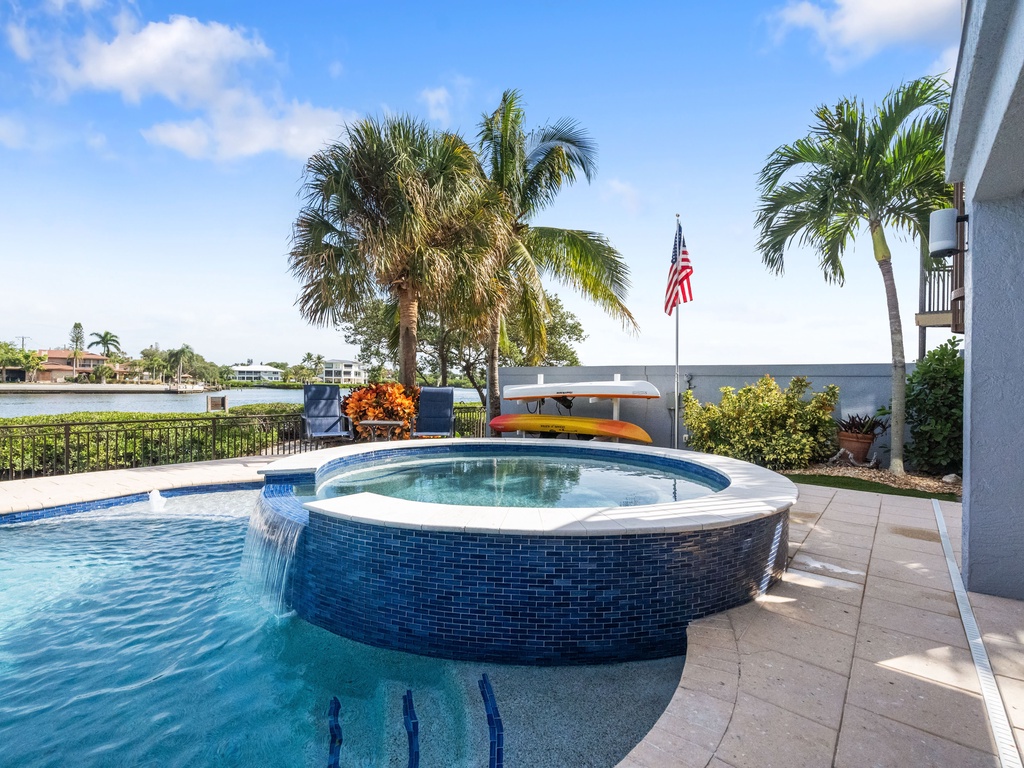 Private Pool and Spa