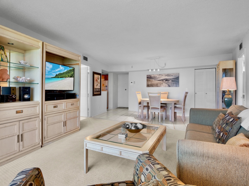Harbor Towers Unit 525 by Tropical Sands Accommodations