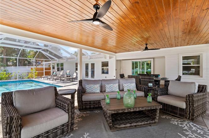 Outdoor Lounge Area