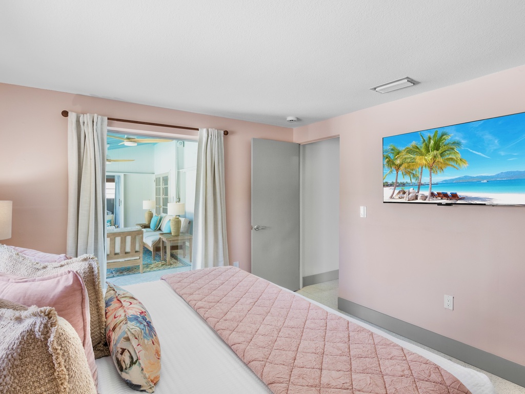 Second Bedroom, King