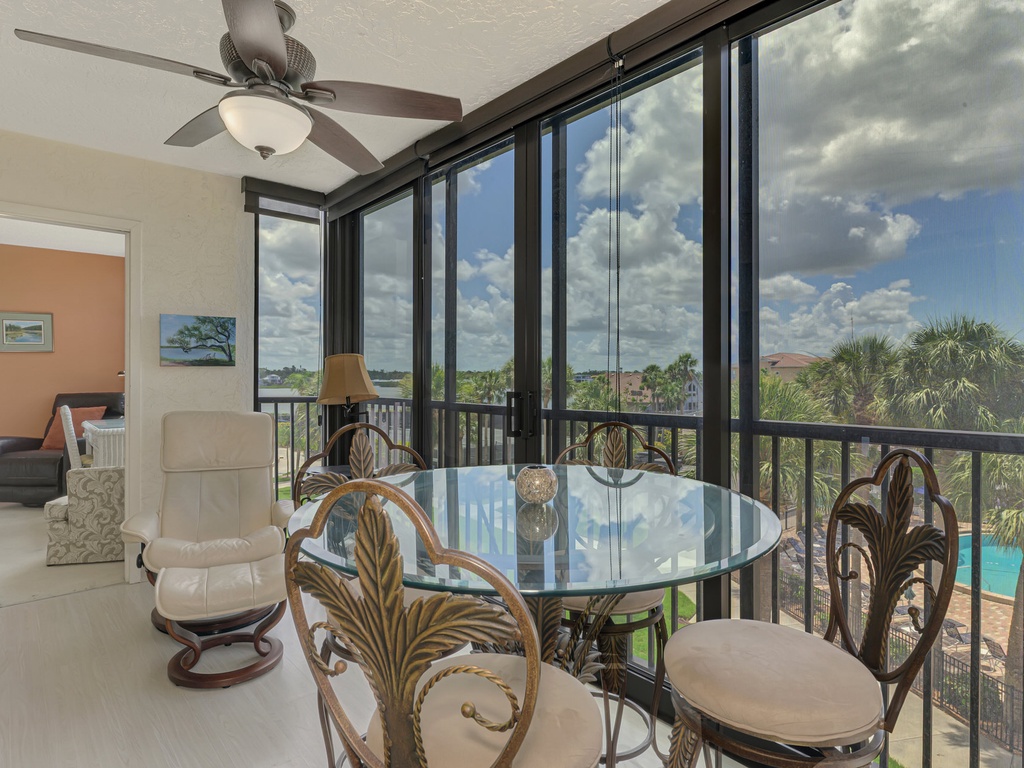 Additional Dining with Views