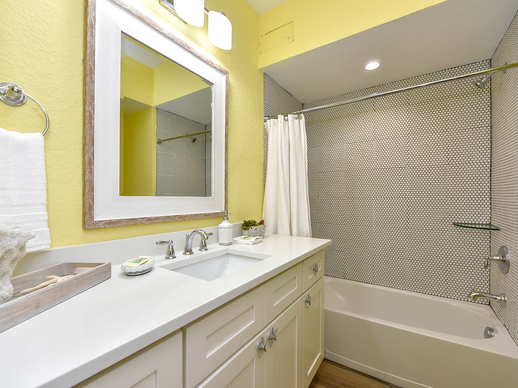 Fourth Bedroom, Ensuite Bathroom