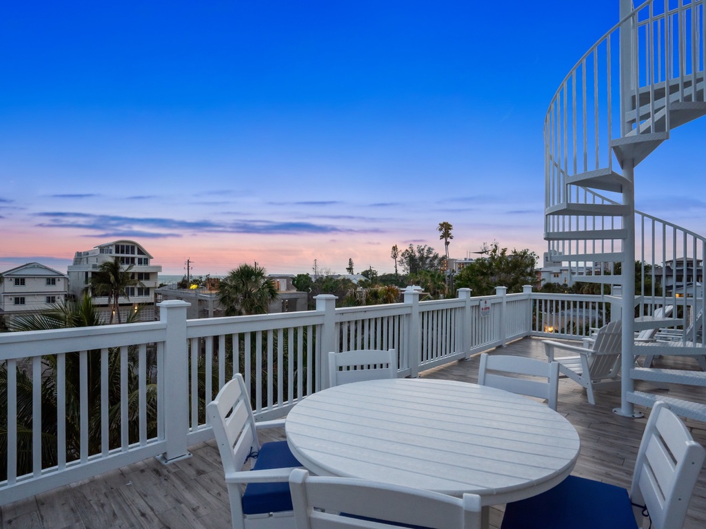 Balcony, Dining Area