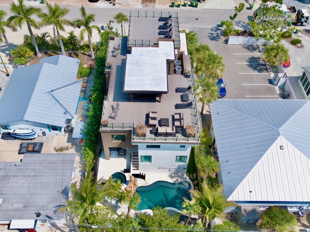 Knot A Basic Beach House by Lido Key Vacations