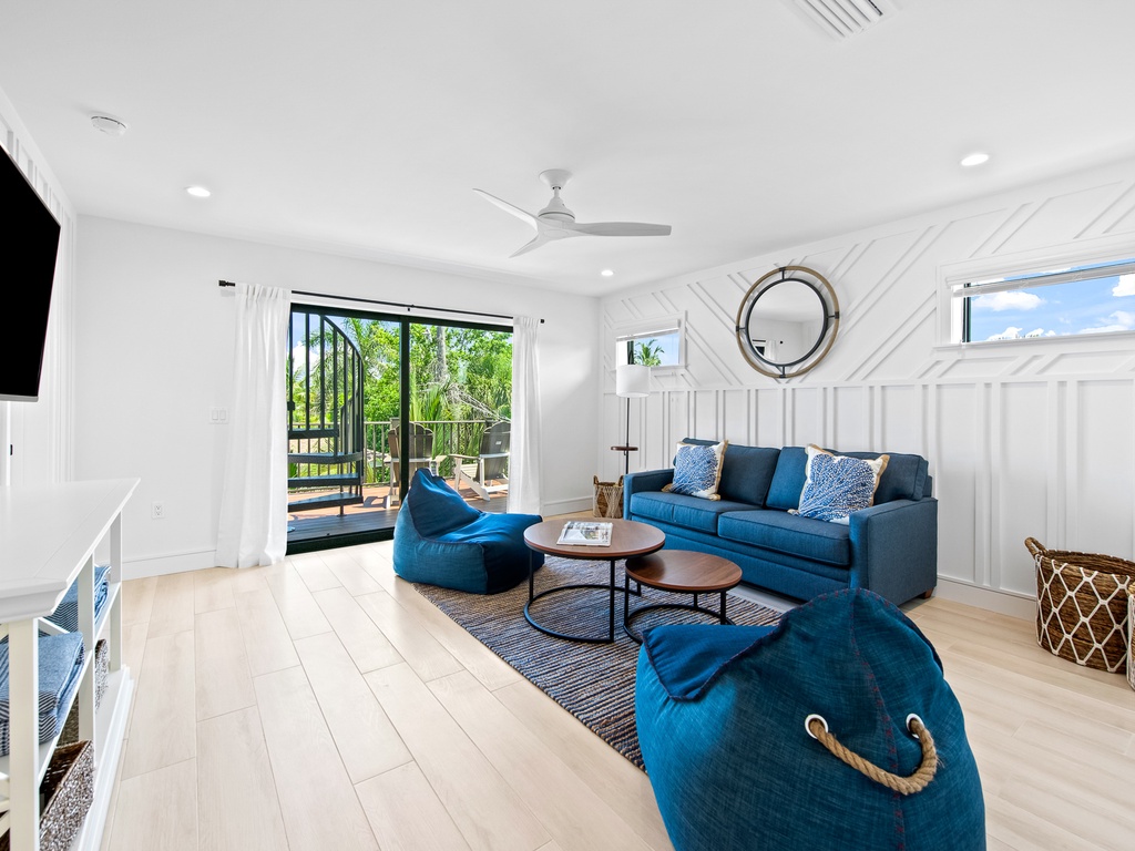 Vitamin Sea - Lido Key Vacations