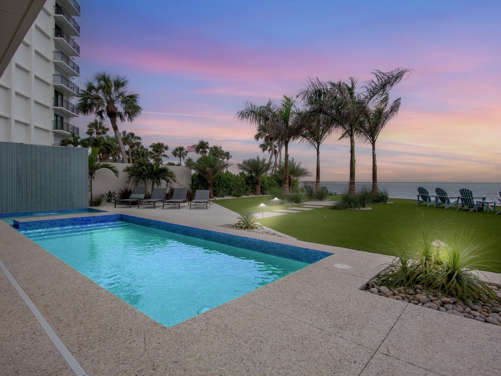 Private Pool and Spa
