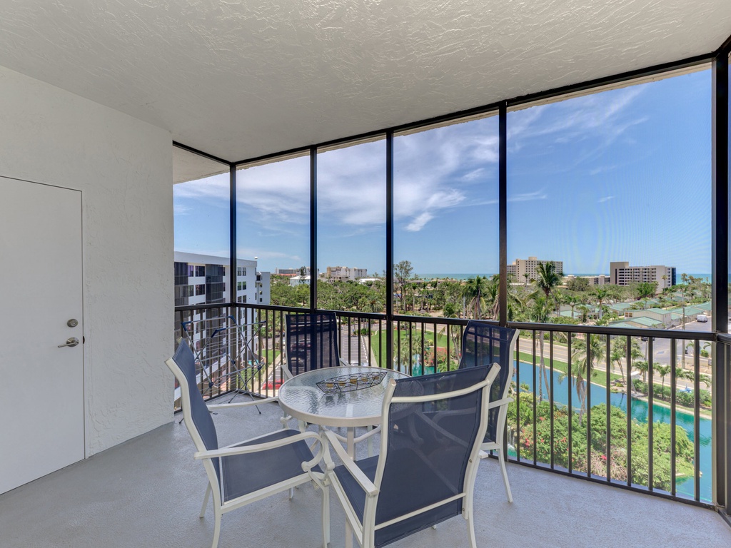 Private screened-in balcony