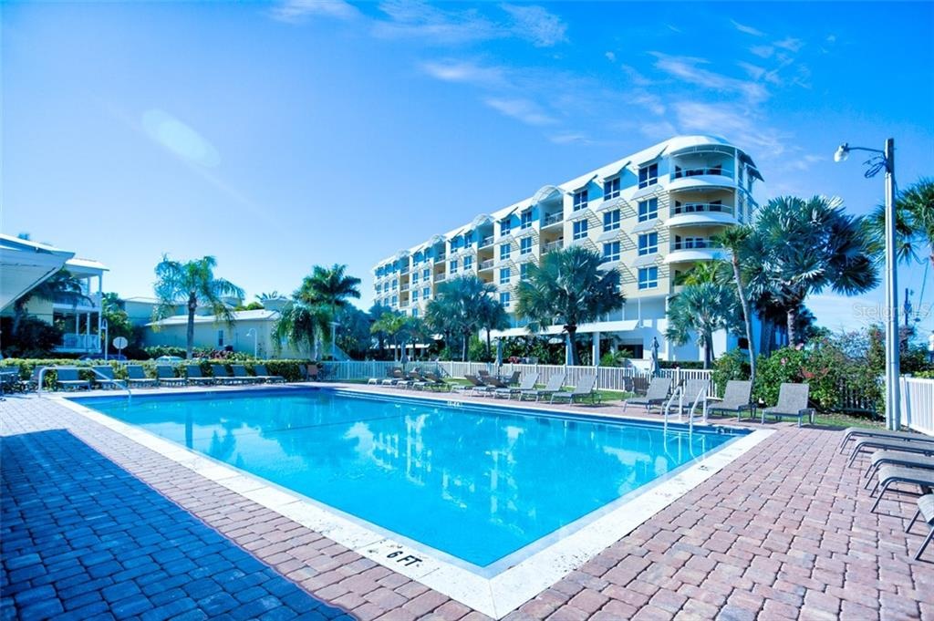 Casita East