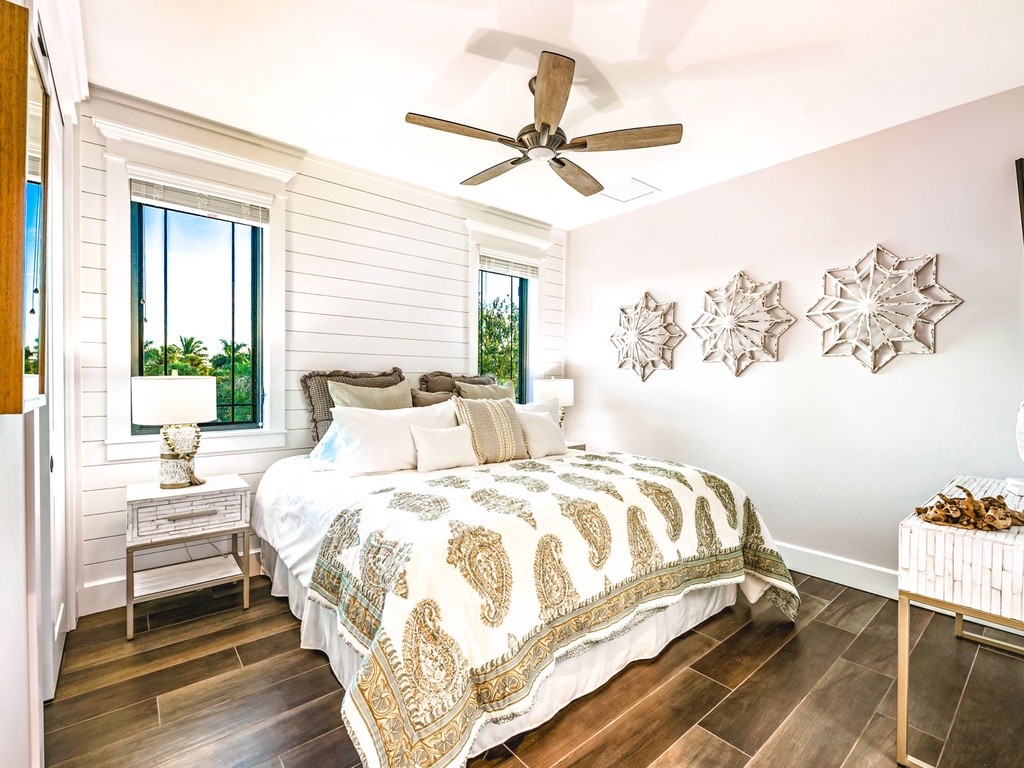 Fourth Bedroom, King Bed