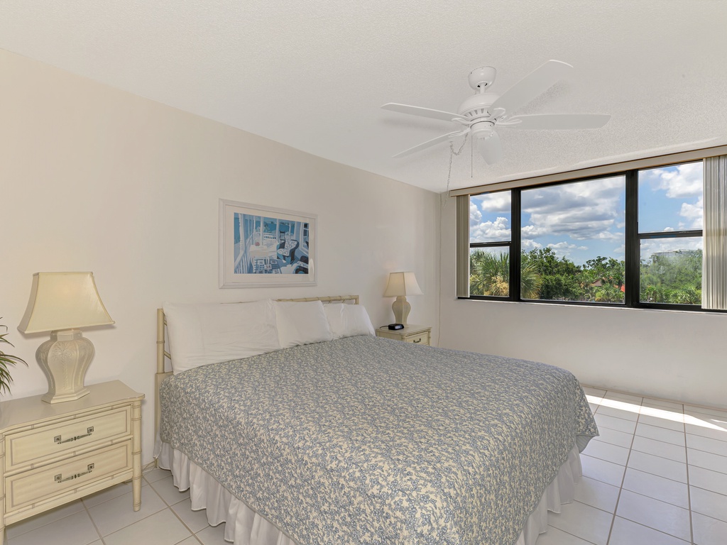 Primary Bedroom, King