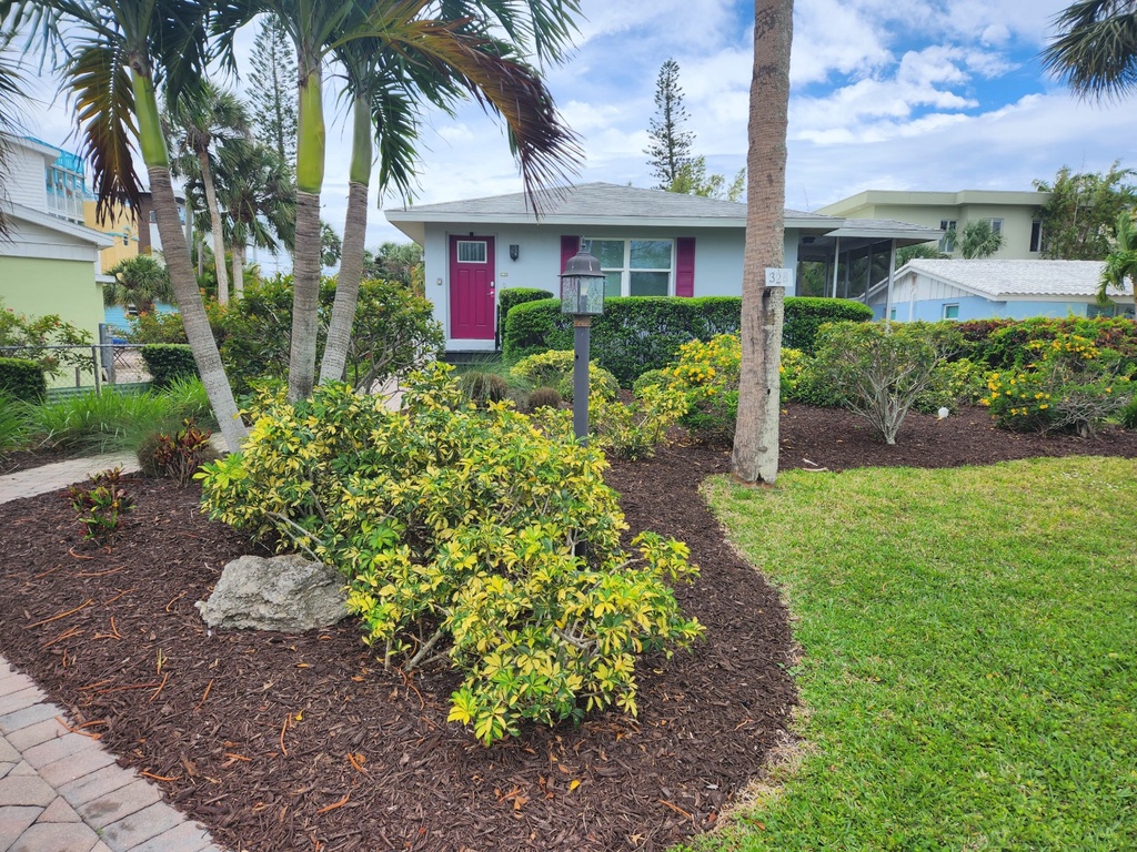 Off The Hook A-Tropical Sands Accommodations